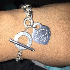 Tiffany and Co Return to Tiffany Toggle Bracelet 7 inches